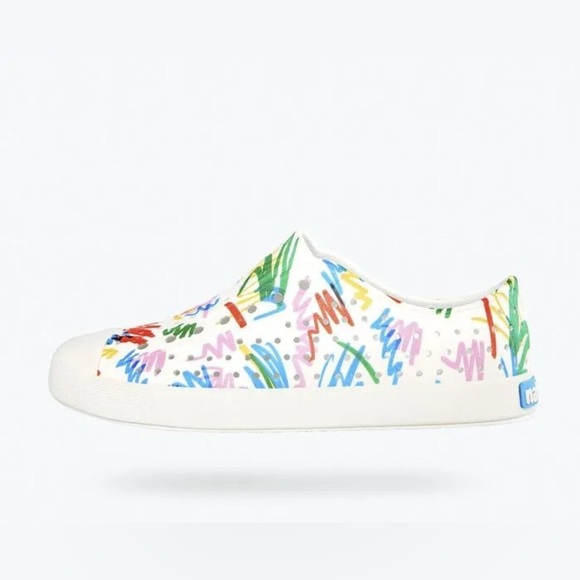 Native Shoes White Sneakers Minimalist Design - Picture 1 of 8